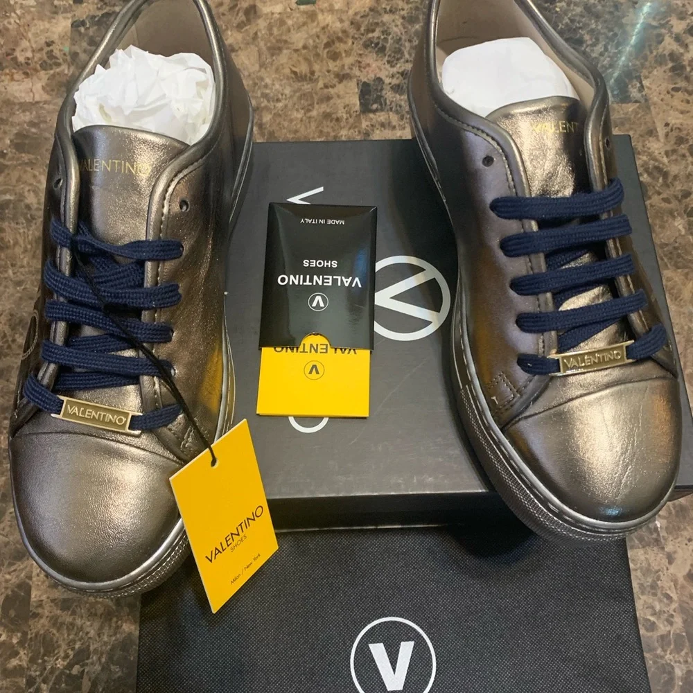 Valentino by Mario Valentino Dalia Luxe Platform Sneakers Pewter SZ 10 Brand New - Picture 6 of 16